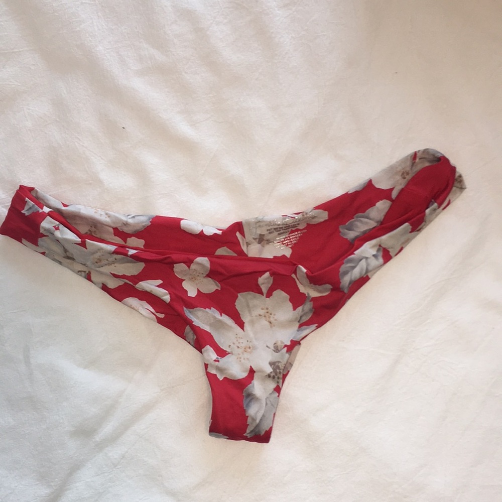 frankie’s bikini’s blood red floral cheeky bikini bottoms